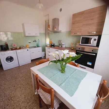 Casa Peonia Lovely Flat 公寓 *